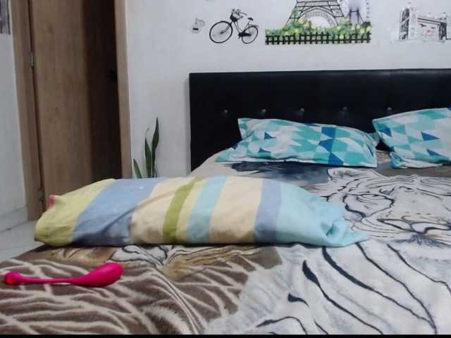 carlos-diana live cam on BongaCams