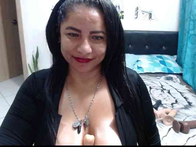 diana_coffee webcam