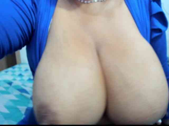 diana_coffee webcam