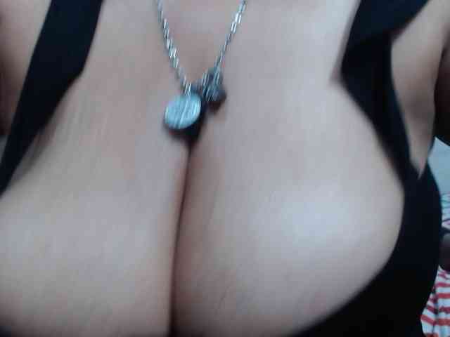 diana_coffee webcam