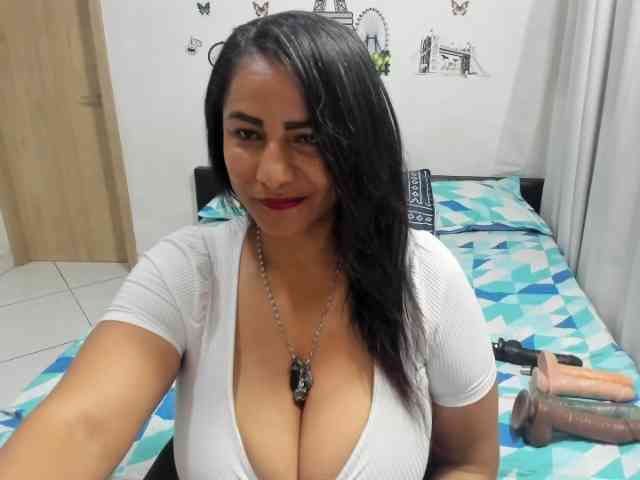 diana_coffee webcam