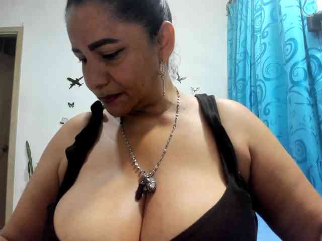 diana_coffee webcam