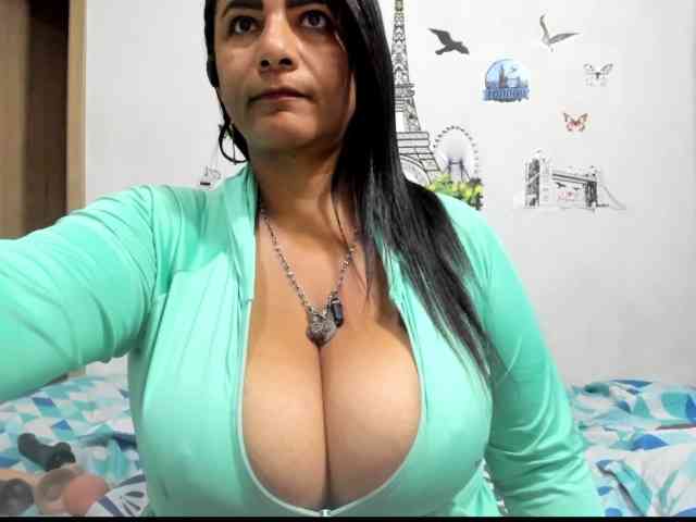 diana_coffee webcam