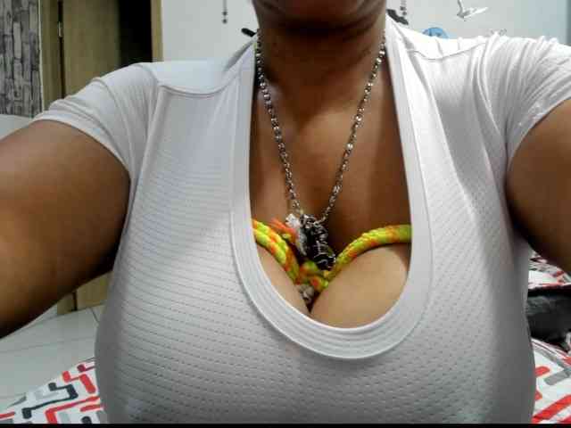 diana_coffee webcam