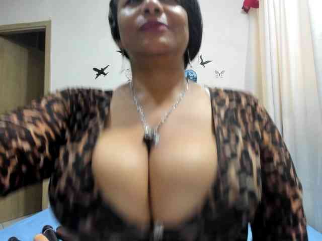 diana_coffee webcam