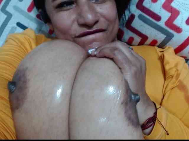 diana_coffee webcam