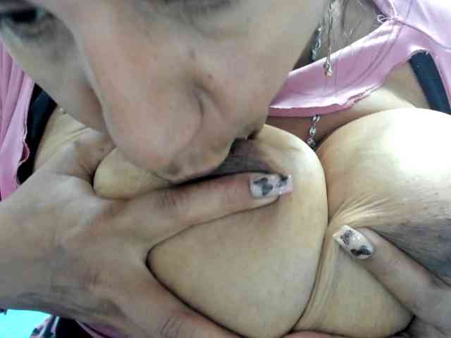 diana_coffee webcam