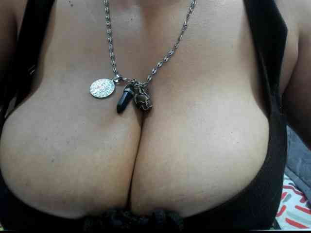 diana_coffee webcam