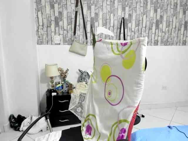 diana_coffee webcam