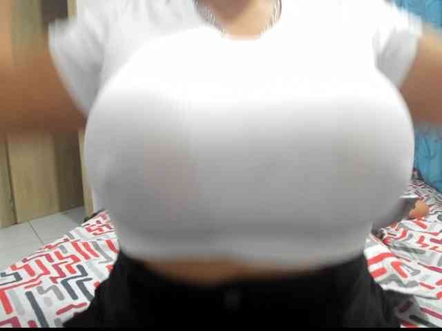 diana_coffee webcam