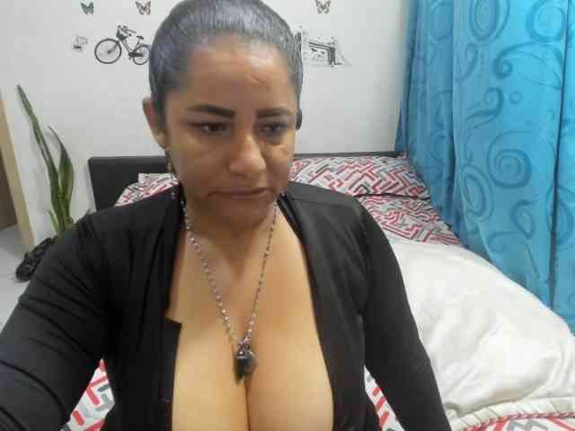 diana_coffee webcam