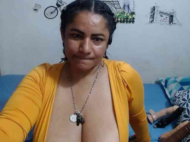 diana_coffee webcam