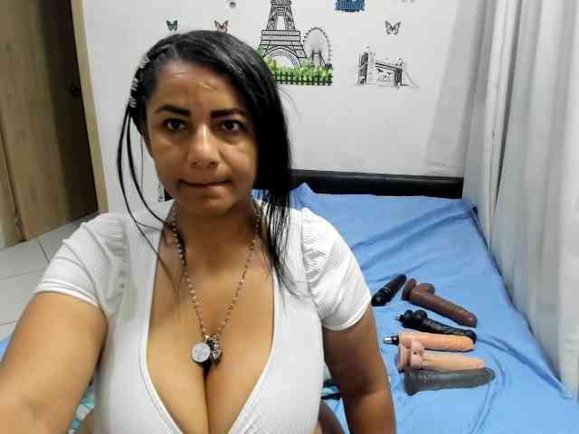 diana_coffee webcam