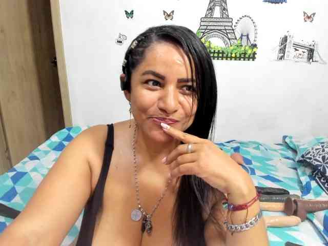 diana_coffee webcam