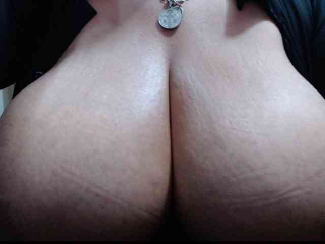 diana_coffee webcam