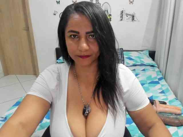 diana_coffee webcam