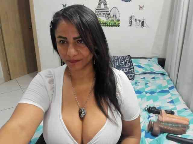 diana_coffee webcam