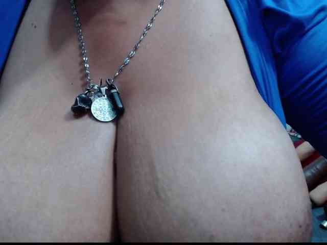 diana_coffee webcam
