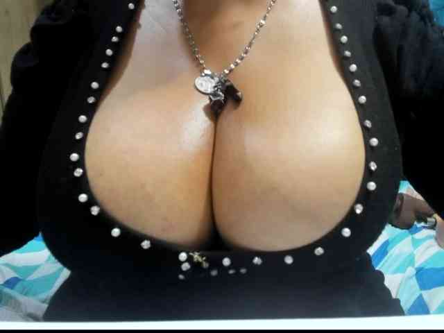 diana_coffee webcam