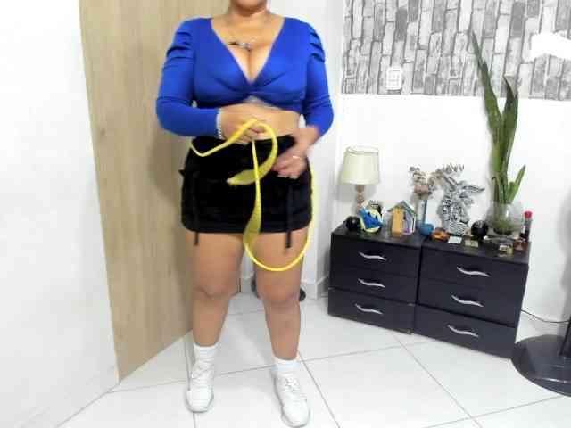 diana_coffee webcam