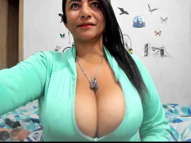 diana_coffee webcam
