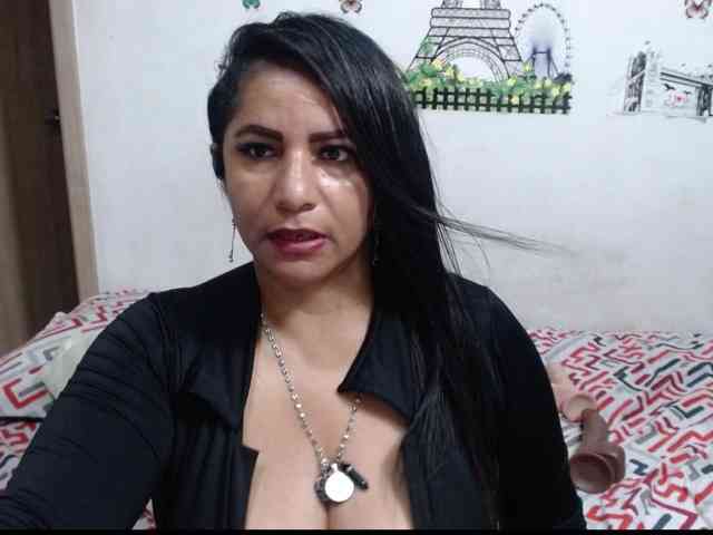 diana_coffee webcam
