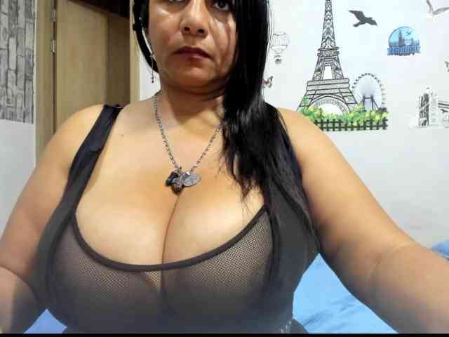 diana_coffee webcam
