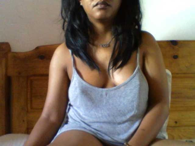RandixoSmith live cam on BongaCams