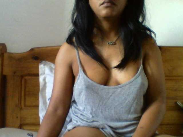 RandixoSmith, live now on BongaCams
