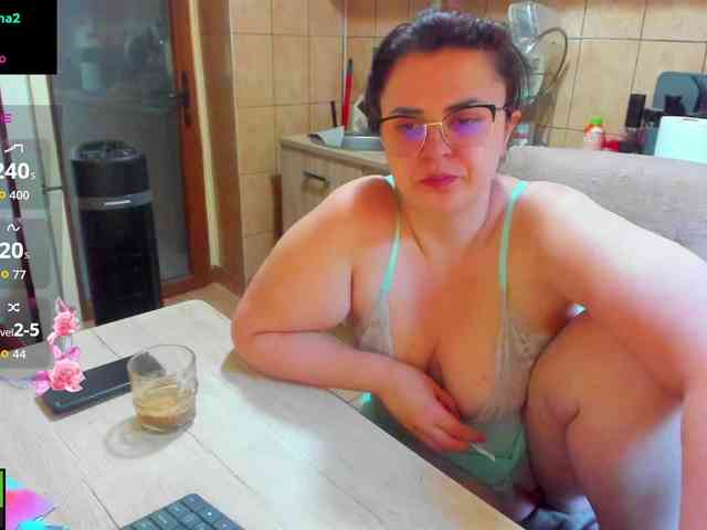 AnabelleDoll webcam
