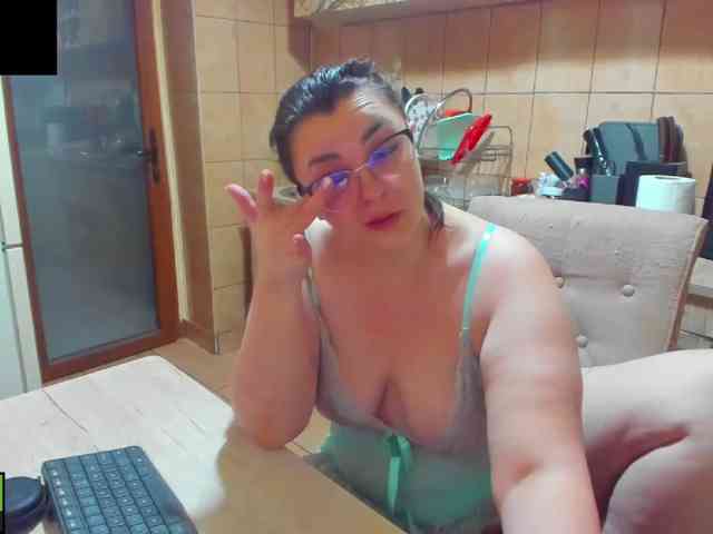 AnabelleDoll webcam