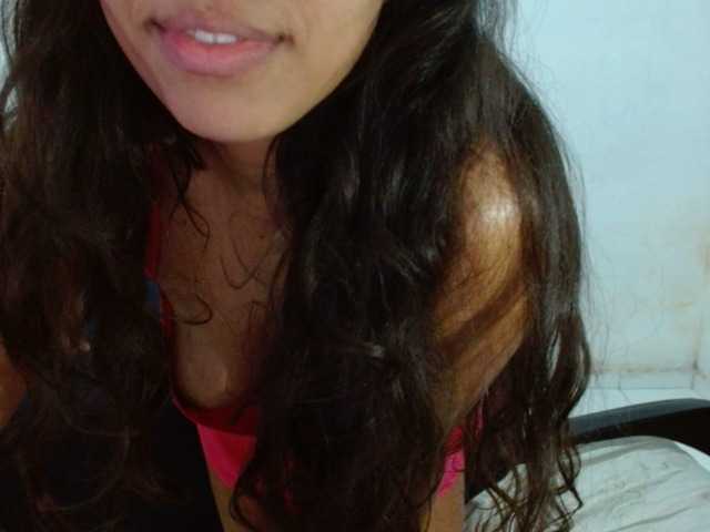 le modèle witchhot est en webcam porno dans un show sur le site bongacams, il possède les tags suivants: Latino/Hispanic,Brunette,Hairy