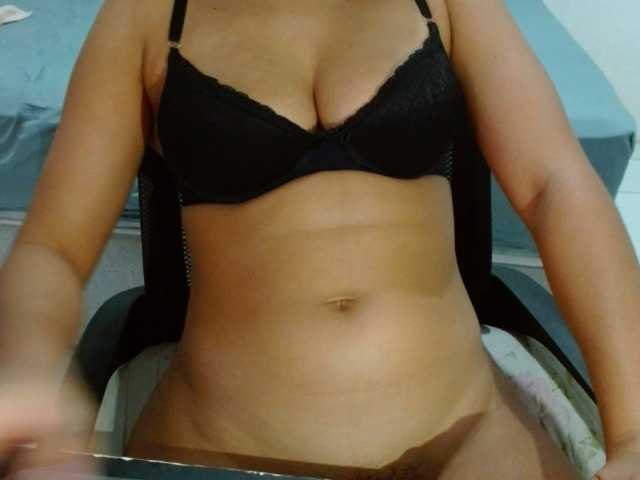 witchhot live cam on BongaCams