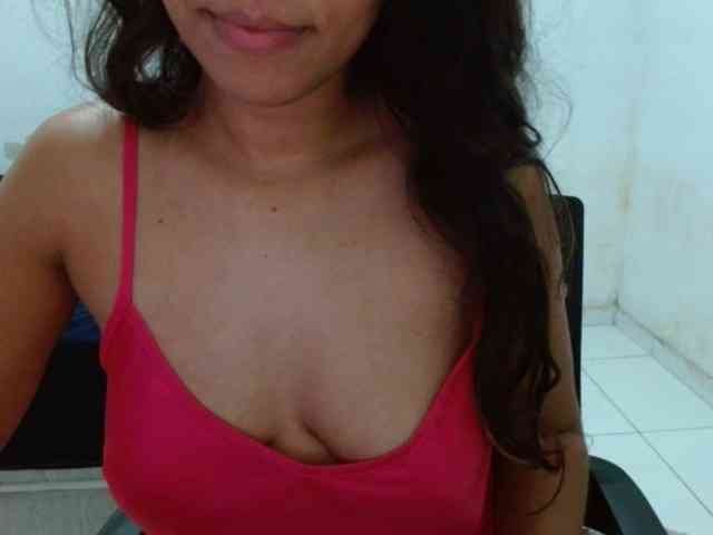 Modelo: witchhot
