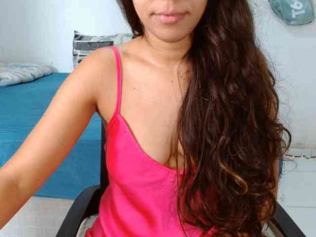 Modelo: witchhot