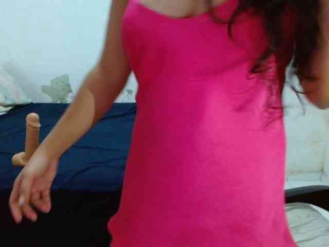 Modelo: witchhot