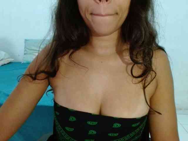 Modelo: witchhot