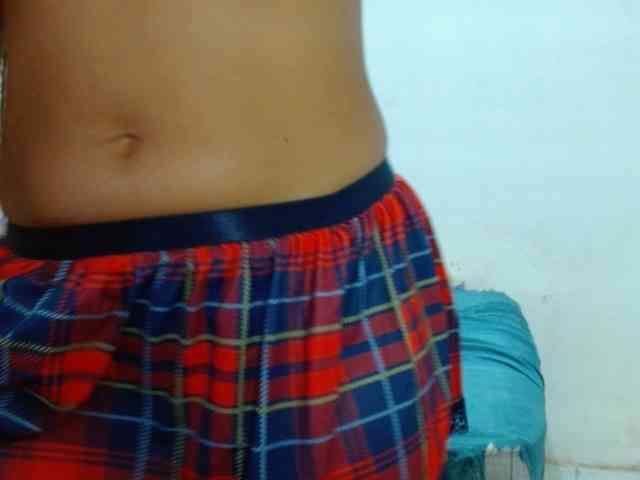 Modelo: witchhot