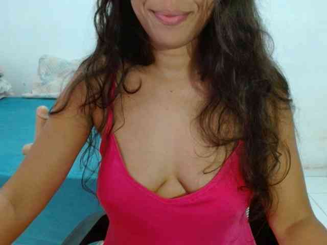 Modelo: witchhot