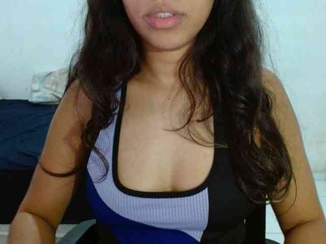Modelo: witchhot