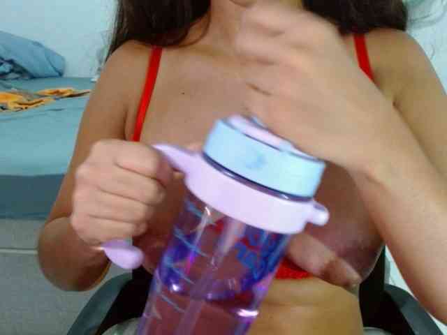 Modelo: witchhot
