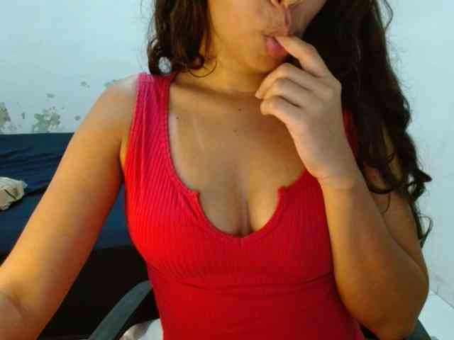 Modelo: witchhot