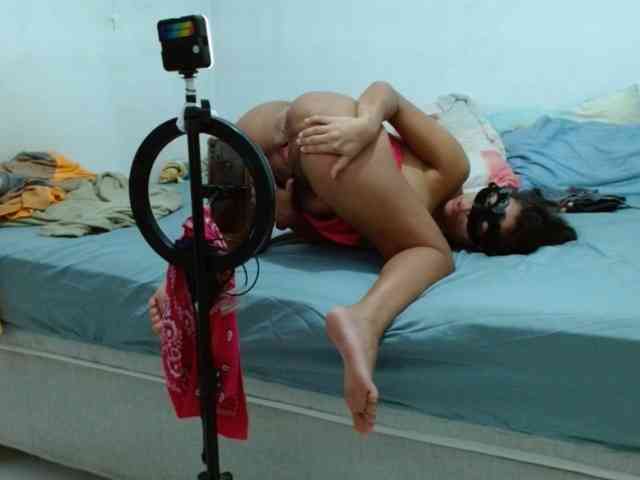 witchhot webcam