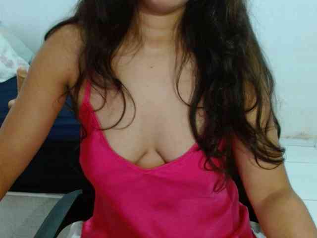 Modelo: witchhot