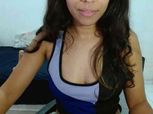 Modelo: witchhot