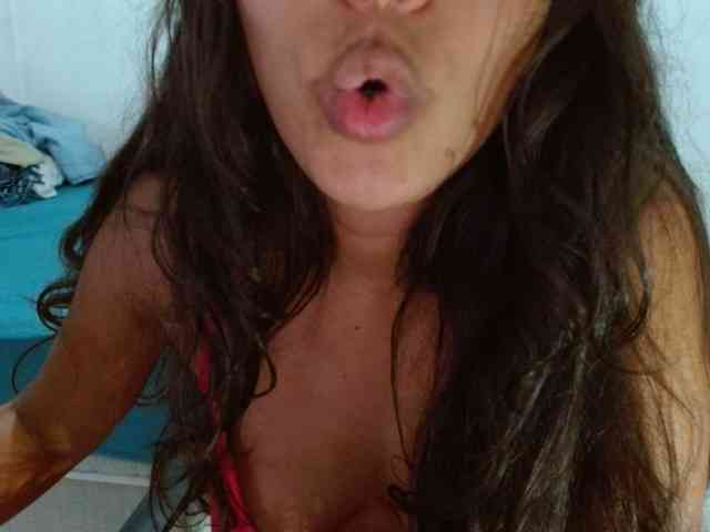 Modelo: witchhot