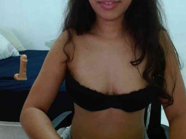 Modelo: witchhot