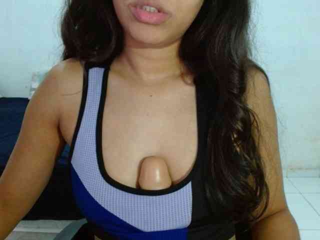 Modelo: witchhot