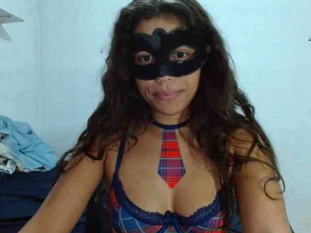 Modelo: witchhot