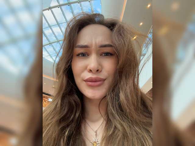 imEmiliya live cam on BongaCams